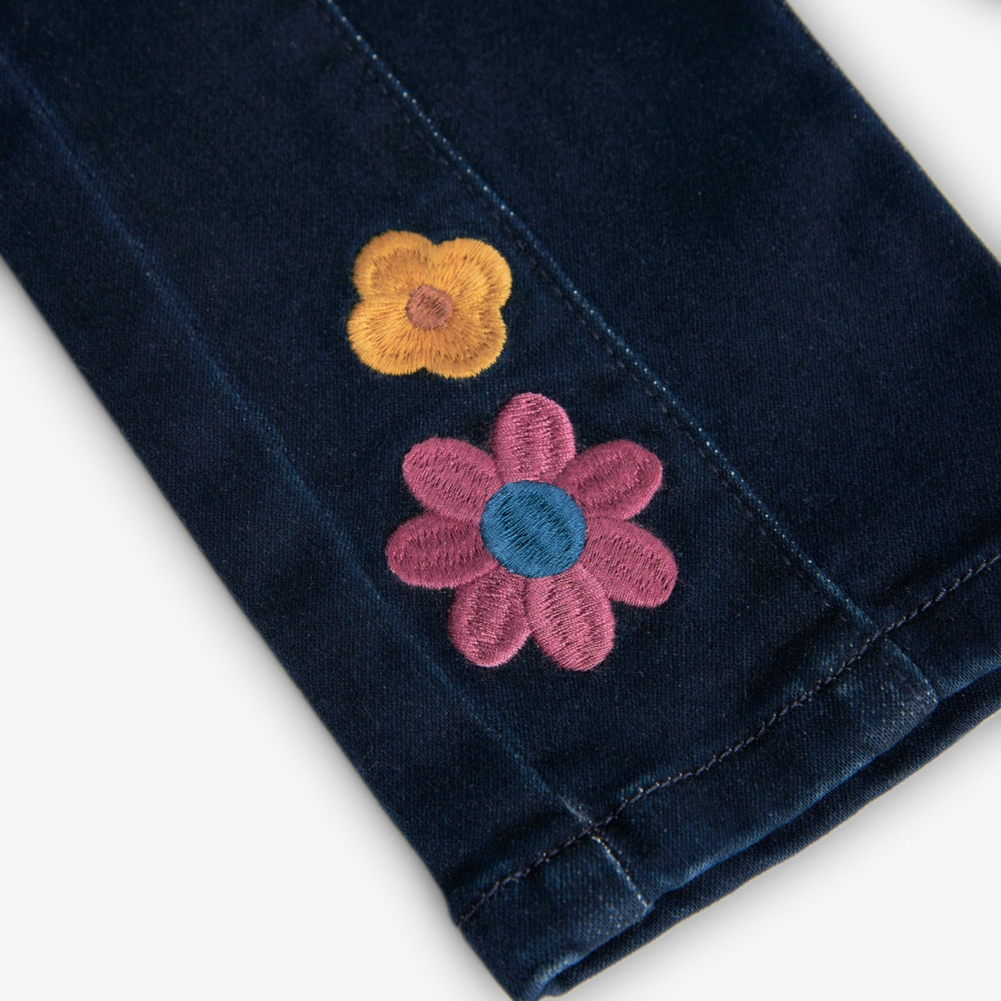 Jeans con fiori - BOBOLI