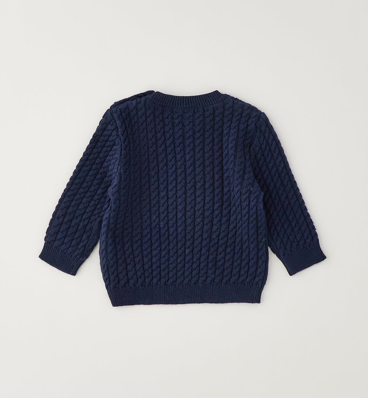 MAGLIA CHIUSA
